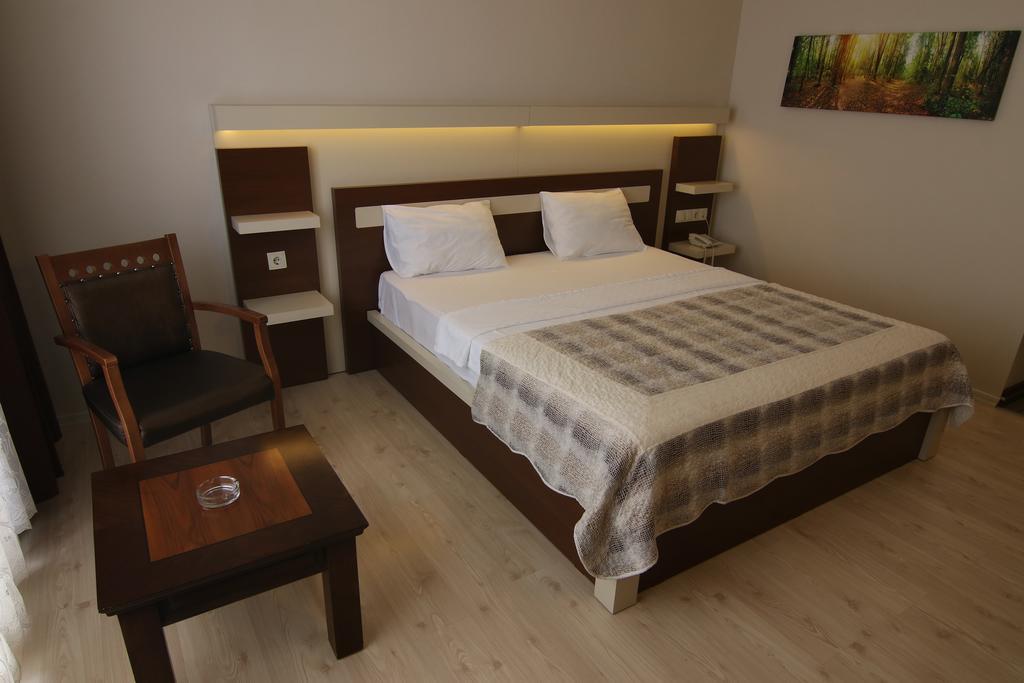 Royal Bilgic Hotel Kırklareli Exterior foto